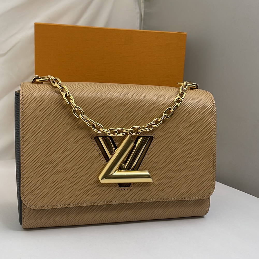 Louis Vuitton Twist MM